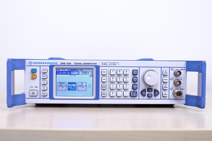 Генератор сигналов Rohde & Schwarz SMB100A